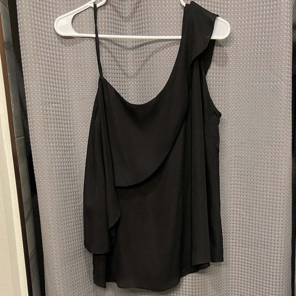 1X COC one shoulder style flowy Elegant Black Women's Top